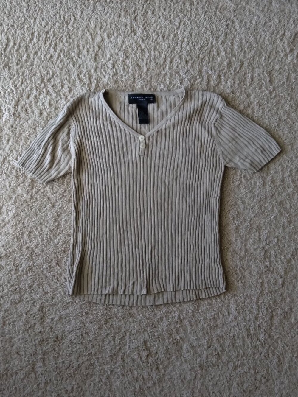 Vintage August Silk Beige Ribbed Knit 100% Silk Short Sleeve Top Size Medium